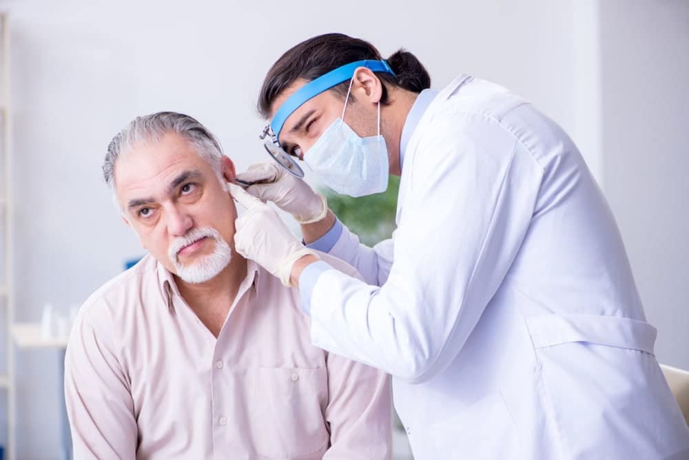 signs of earwax blockage