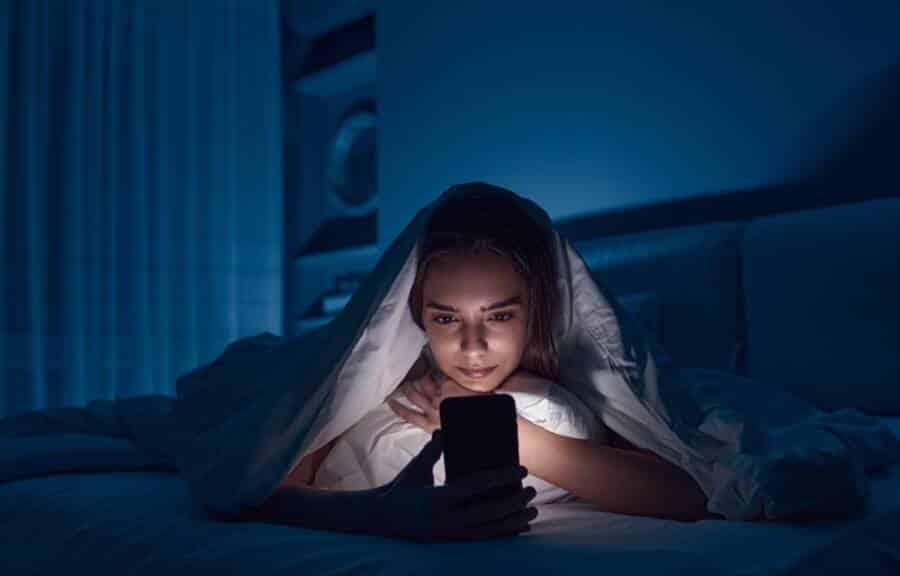 nighttime scrolling 