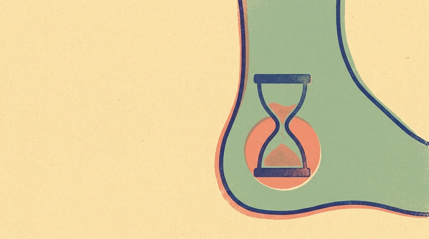 A stylized illustration of a foot with a bandage and an hourglass, symbolizing slow-healing wounds.